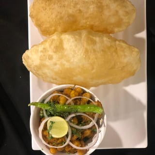(Veg) Chole Bhature